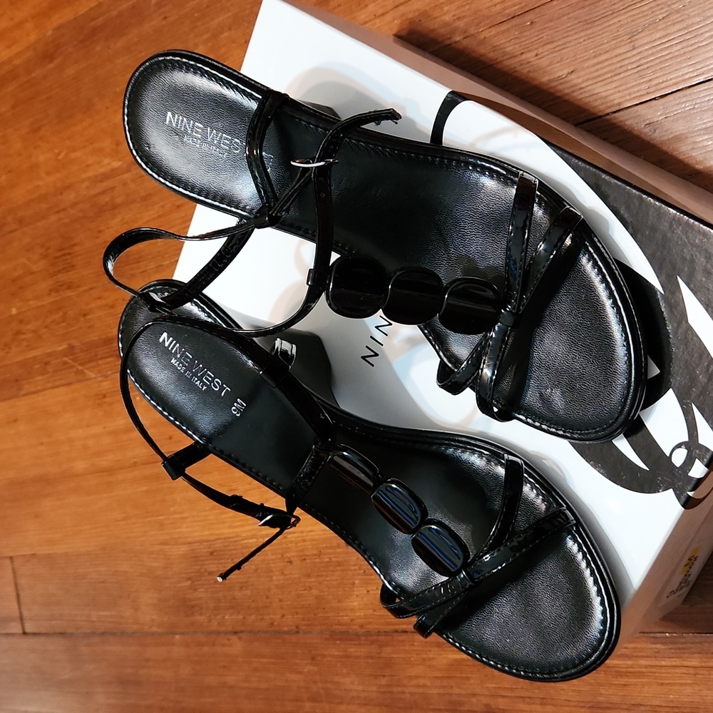 Nine West black wedge sandals size 9M